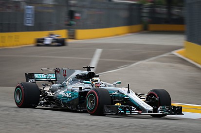 Los defectos de Mercedes no serán solucionados en 2017, dice Hamilton
