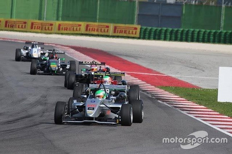 F2 Italian Trophy: Andrea Fontana trionfa nella prima stagionale a Misano