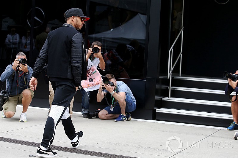 Hamilton: Mercedes'ten ayrılırsam benim için en ilginç takım Ferrari