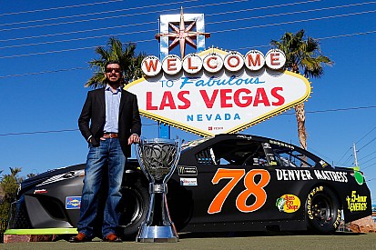 Martin Truex Jr. für wohltätiges Engagement ausgezeichnet