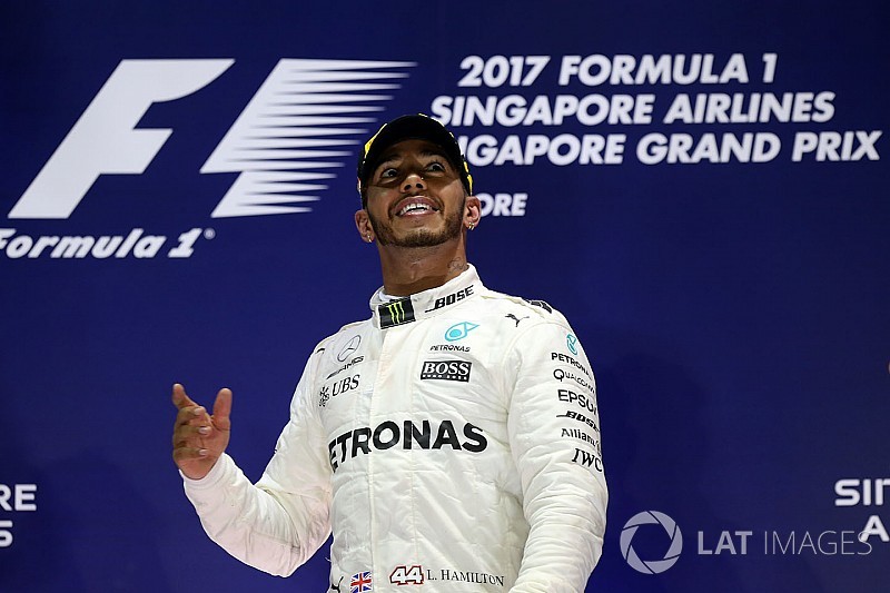 Hamilton: “Quando vi chuva de manhã, pensei: ‘Fantástico”