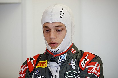 Trident encerra contrato com suspenso Ferrucci
