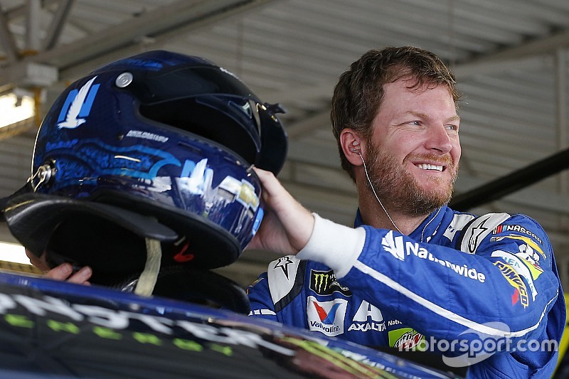 Dale Earnhardt Jr. scores front row start for racing return