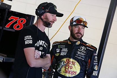 Truex doesn't mind pressure of being title favorite: "Bring it on"