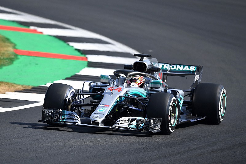 イギリスFP1:ハミルトンが母国で好調な走り出し。メルセデス1ー2