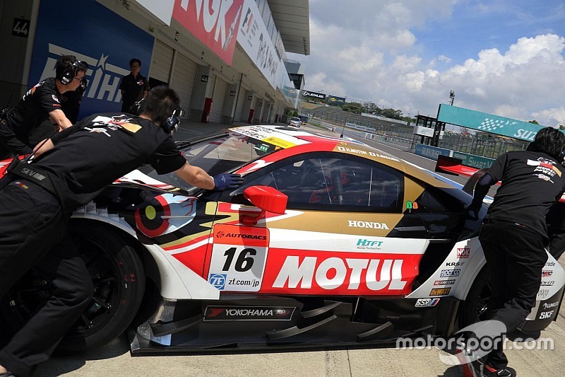 【スーパーGT】鈴鹿1000km参戦バトンが来日。いきなり好タイム