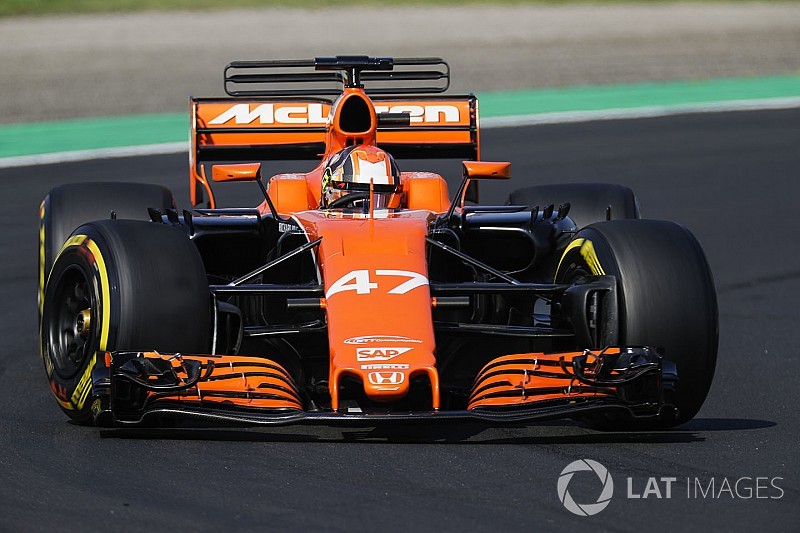 Норріс готовий стати третім пілотом McLaren