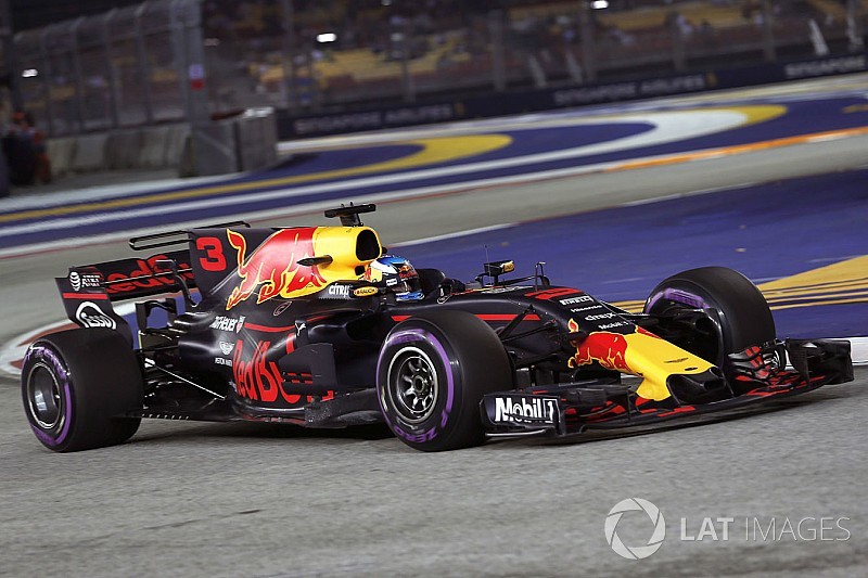 En tête des deux séances, Ricciardo