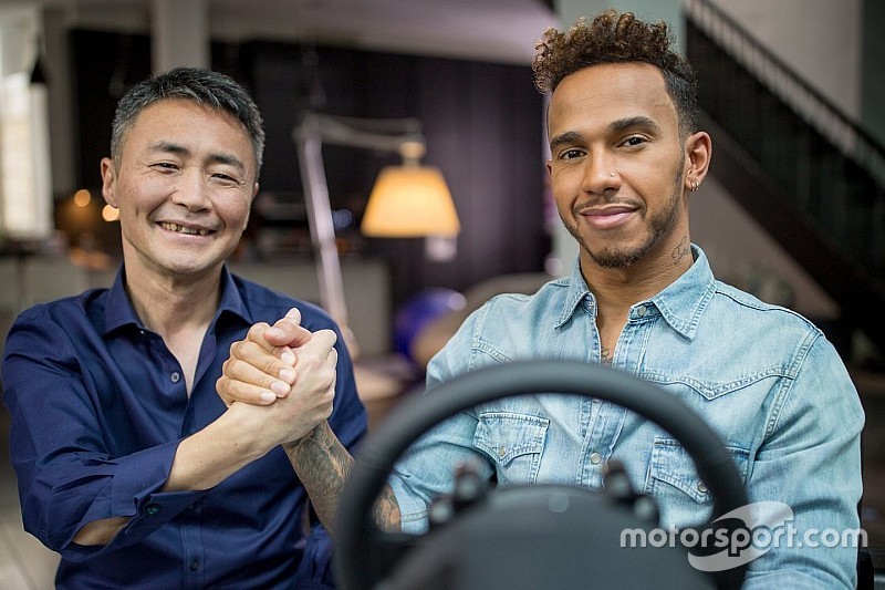 VIDEO: Lewis Hamilton jadi mentor di Gran Turismo Sport
