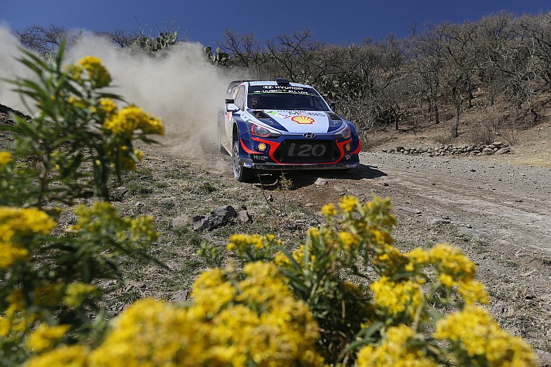 Meksika WRC: İlk etapta lider Neuville, Loeb 10.