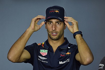 Ricciardo rubbishes Ferrari pre-contract rumours