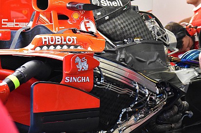 Ha Vettel már úgyis utolsó, a Ferrari bevet egy teljesen új erőforrást