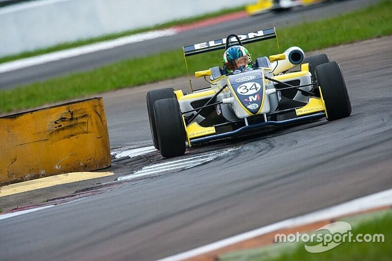 Matheus Iorio marca primeira pole do ano na F3