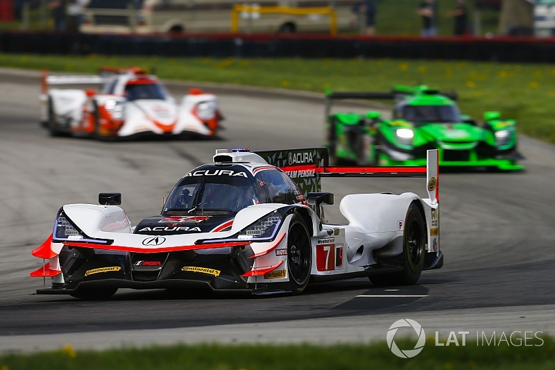 Mid-Ohio IMSA: Castroneves leads warm-up, Nasr shunts
