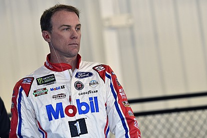 Kevin Harvick beats Kyle Busch to Pocono pole