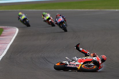 Marquez dinilai terjatuh karena tertekan Vinales