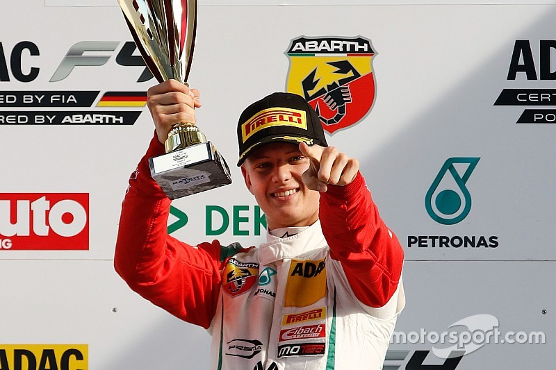 Video: Mick Schumacher dominiert Formel 4 am Lausitzring