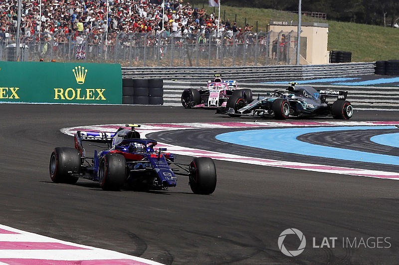 Ocon ve Gasly kınama aldı