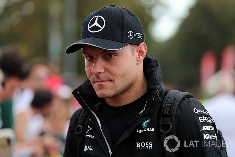 Mercedes confirma renovação com Bottas para 2018