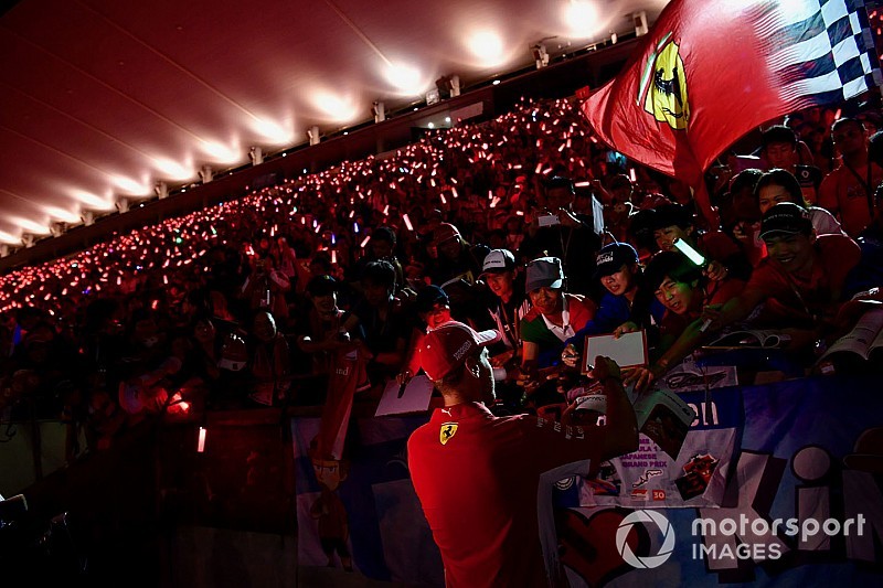 Arrivabene defiende a Vettel y asegura que Ferrari no se rinde