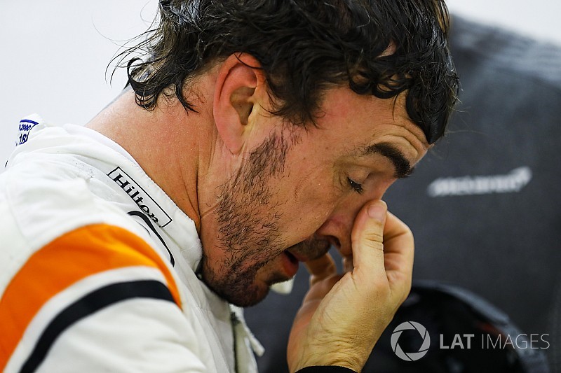 Ennyire izzadtak az F1-es pilóták pénteken
