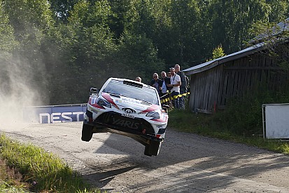 Finlandiya WRC: Lappi'nin liderliği sürüyor, ikincilik savaşı kızışıyor