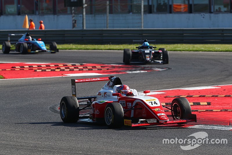 Fittipaldi trionfa in Gara 1 precedendo Lorandi ad Adria