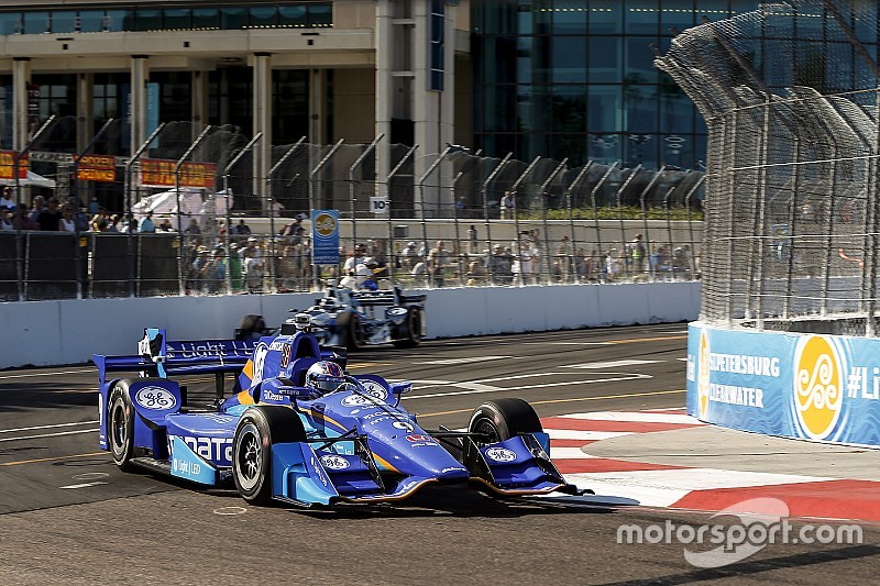Warm-up - Dixon devant, grosse sortie pour Hunter-Reay