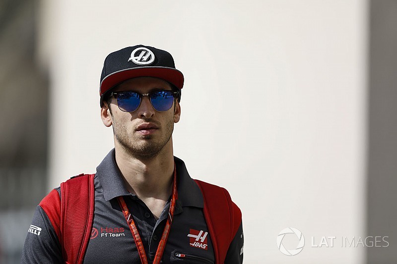 Chefe da Ferrari diz que Giovinazzi