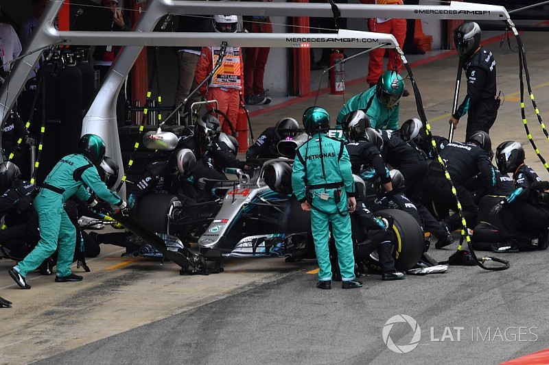 Pirelli justifica los cambios: