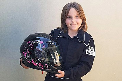 Junior dragster racer dies after crash in Australia