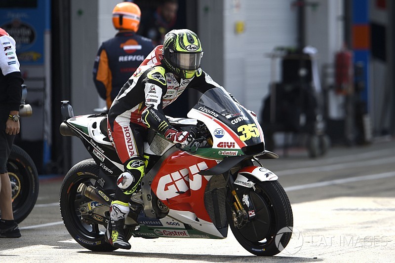 MotoGP Taksi: Crutchlow, Smith'i taşıdı