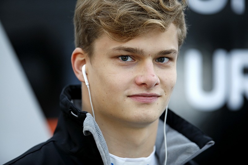 Aron rejoins Prema for 2018 F3 season