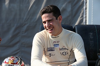 Claman DeMelo en Fittipaldi delen auto tijdens IndyCar-seizoen 2018