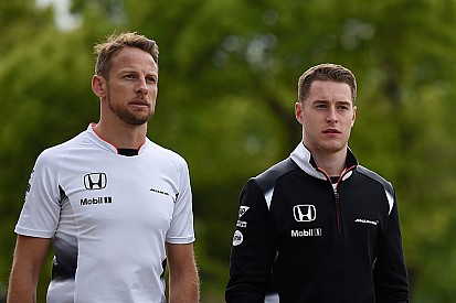 McLaren "не може бути емоційним" при виборі пілотів