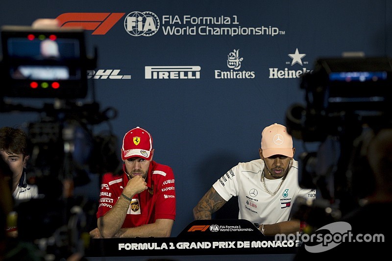 Hamilton ve Vettel, takım arkadaşı olma ihtimalini değerlendirdi!