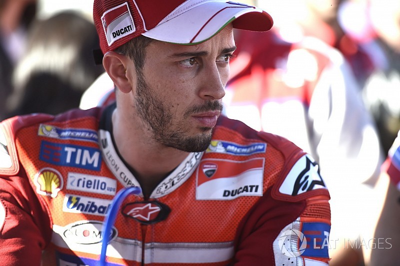 Honda ve Yamaha, Dovizioso ile anlaşmaya çalıştığını kabul etmiyor