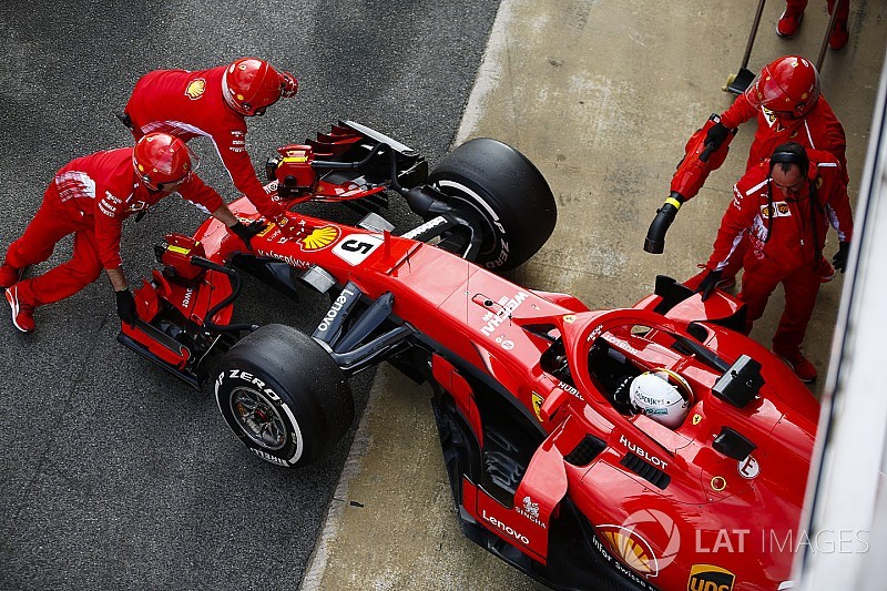 Vettel dice que Ferrari necesita encontrar más ritmo