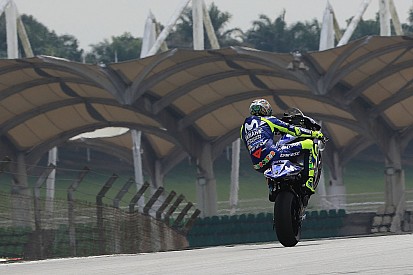 Rossi: "A moto está melhor, mas Viñales, também"