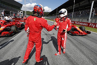 A Ferrari hibázott, hogy nem utasította Räikkönent a helycserére?