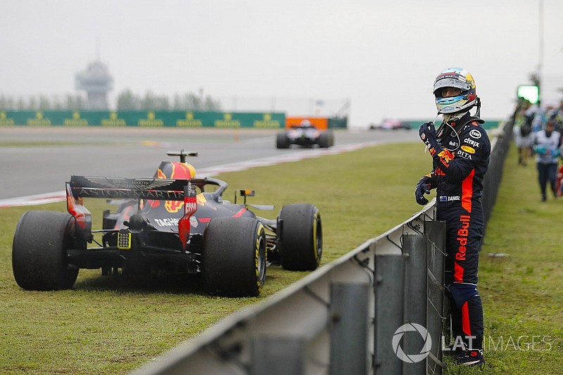 Ricciardo diz estar menos otimista com progresso da Renault