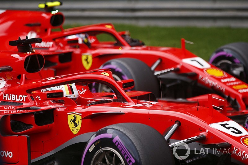 Ferrari favorise déjà Vettel au détriment de Räikkönen, selon Symonds