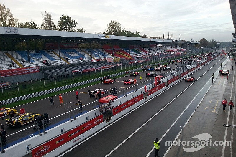 Finali Mondiali Ferrari: 50.000 persone a Monza per la festa rossa Finali Mondiali Ferrari: 50.000 persone a Monza per la festa rossa