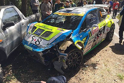 Sanremo subito in salita per Tassone: sbatte nello shakedown!