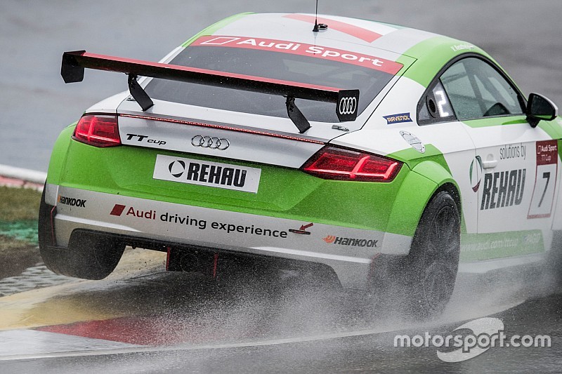 Audi TT Cup: Vettel első dobogója, Keszthelyi pontszerző