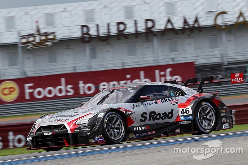 公式練習から大接戦、首位は#46 S Road CRAFTSPORTS GT-R