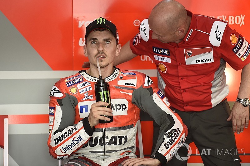 Nach drei Monaten: Lorenzo trennt sich von Fahrcoach Debon