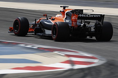 La F1 limitará el 'T wing' y las aletas de tiburón en 2018