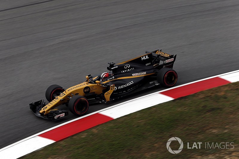 Renault pilotları dengenin iyileştirilmesini istiyor