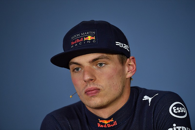 Villeneuve: „Verstappen még gyerek, aki túlértékelt”
